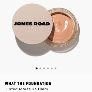 New Jones Road What the foundation in color beige.Sampled once.Full size, 1.4 oz